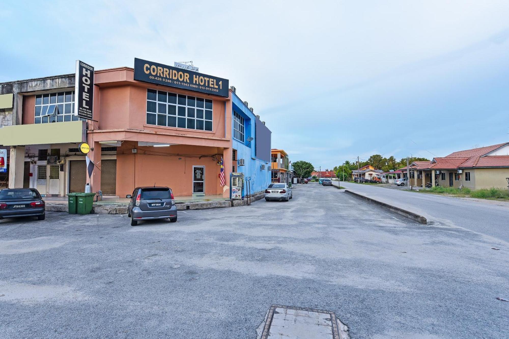 Spot On 90144 Corridor Hotel 1 Pekan Luaran gambar